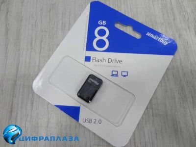 Лот: 15686211. Фото: 1. 8GB накопитель Smartbuy ART черный. USB-флеш карты