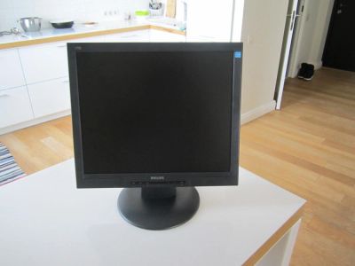 Лот: 11109620. Фото: 1. LCD-монитор Philips 170S. ЖК-мониторы