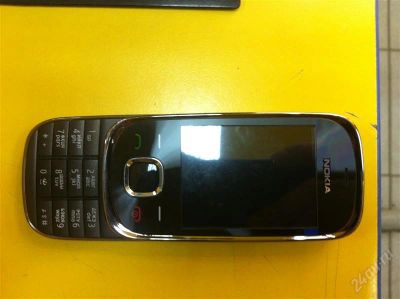 Лот: 766691. Фото: 1. Только сегодня Nokia 7230 за 3300р... Кнопочные мобильные телефоны
