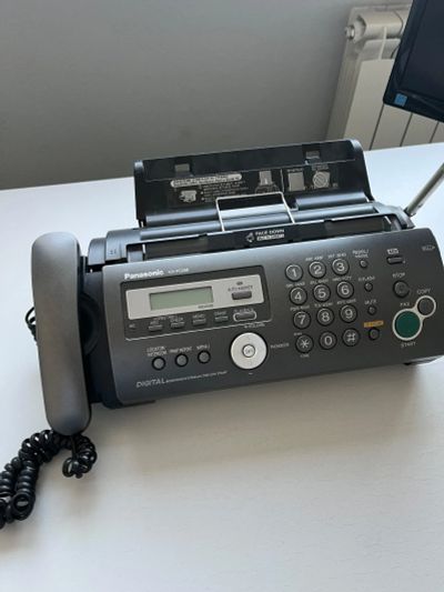 Лот: 20042573. Фото: 1. Факс Panasonic KX FC-258. Факсы, автоответчики