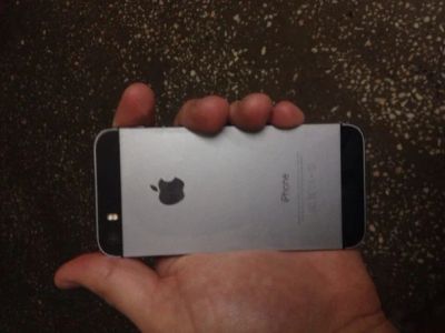 Лот: 7197194. Фото: 1. iphone 5s 16gb space gray. Смартфоны