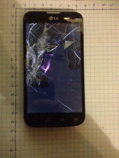 Лот: 8808405. Фото: 1. LG D325. Смартфоны