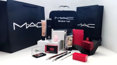 Лот: 20045443. Фото: 1. Набор косметики MAC + парфюм MAC... Макияж