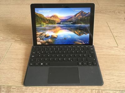 Лот: 13611561. Фото: 1. Microsoft Surface Go 4Gb / 64Gb... Планшеты