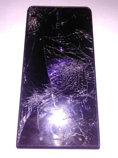 Лот: 12535352. Фото: 1. Смартофон ZTE Blade A515 (разбит... Смартфоны