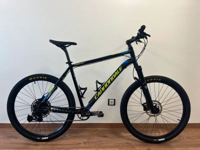 Лот: 21725179. Фото: 1. Велосипед Cannondale catalyst... Велосипеды