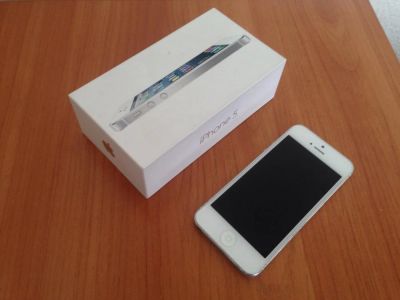 Лот: 5152570. Фото: 1. iPhone 5 16Gb. Смартфоны