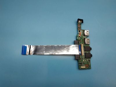 Лот: 16452727. Фото: 1. Б/У плата с разъемами USB и Audio... Печатные платы