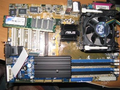 Лот: 490473. Фото: 1. ASUS P4P800-X. Материнские платы