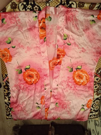 Лот: 17155388. Фото: 1. Халат женский (розовый). Домашняя одежда