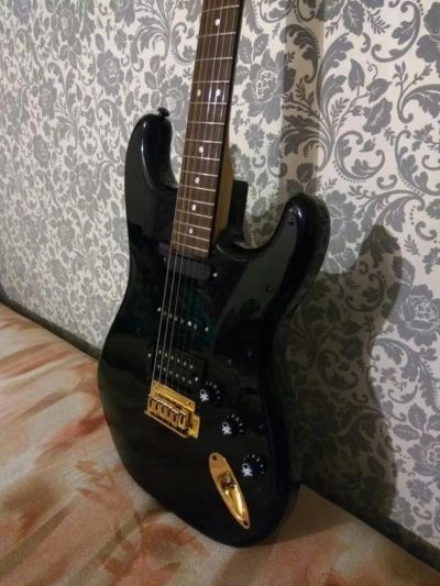 Лот: 8966130. Фото: 1. Электрогитара под Fender Stratocaster. Гитары