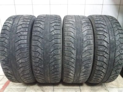 Лот: 18268301. Фото: 1. Bridgestone ice cruiser 7000 215... Шины