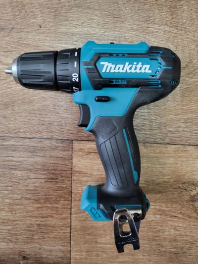 Лот: 20229866. Фото: 1. Makita df333 шуруповерт новый... Электроинструмент