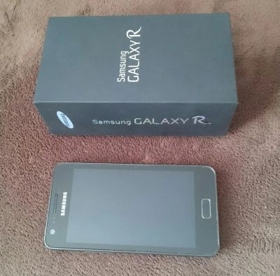 Лот: 7262829. Фото: 1. Samsung Galaxy R. Смартфоны