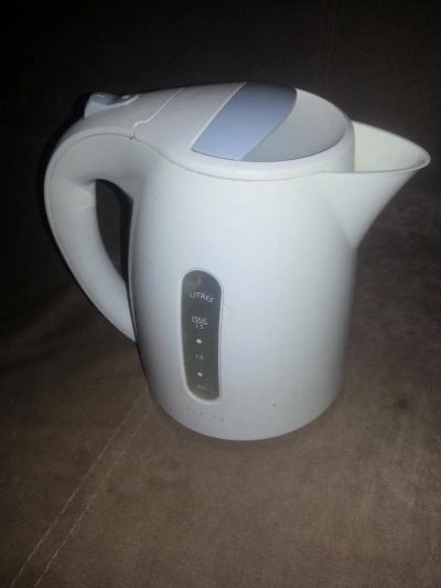 Лот: 5530789. Фото: 1. чайник Philips HD4646. Чайники, кофемашины, кулеры