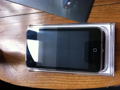 Лот: 931164. Фото: 1. iPod touch 3g 64 Gb. Плееры