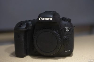 Лот: 18266618. Фото: 1. Canon 7d mk II + PiXeL Vertax... Цифровые зеркальные