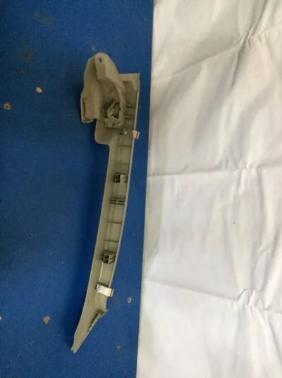 Лот: 21413487. Фото: 1. накладка задней стойки Toyota... Двигатель и элементы двигателя