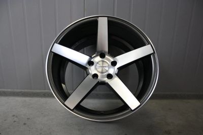 Лот: 11210386. Фото: 1. Vossen cv3 R18 5\114.3 8.5j et35. Диски