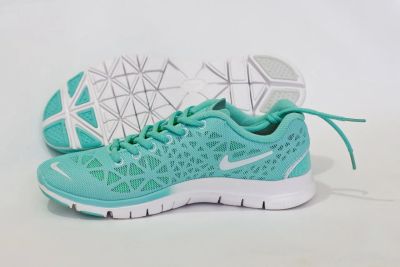 Лот: 4227859. Фото: 1. Кроссовки Nike Free TR Fit. Размер... Кеды, кроссовки, слипоны