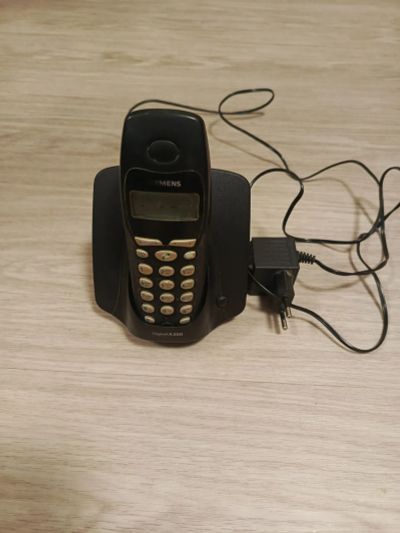 Лот: 24991057. Фото: 1. Телефон Simens. Проводные телефоны
