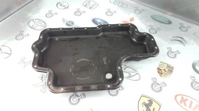 Лот: 23591676. Фото: 1. Поддон Audi A8 ABZ 077103602. Двигатель и элементы двигателя