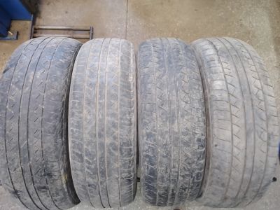 Лот: 23572994. Фото: 1. 4шт 185-70-14 Bridgestone B700AQ. Шины