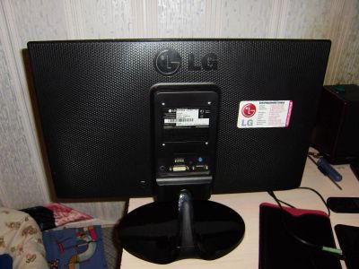 Лот: 8677724. Фото: 1. Монитор LG 22EA63V. ЖК-мониторы