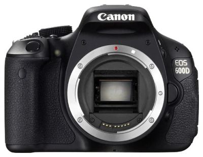 Лот: 5181589. Фото: 1. Зеркальная фотокамера Canon 600D... Цифровые зеркальные