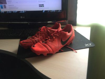 Лот: 6488449. Фото: 1. Бутсы Nike ctr360 maestri. Другое (обмундирование и экипировка)