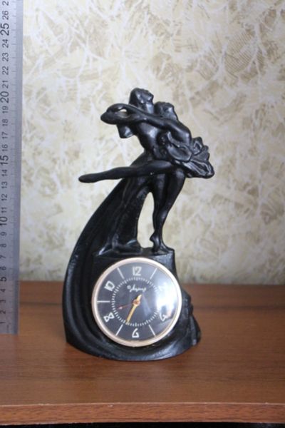 Лот: 19254550. Фото: 1. Часы статуэтка СССР молния. Касли... Предметы интерьера и быта