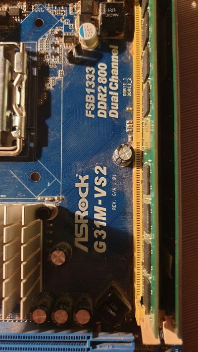 Лот: 18447846. Фото: 1. asrock g31m-vs2 775 с процессором... Материнские платы