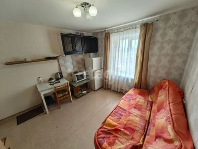 Лот: 25729983. Фото: 1. комната , Красноярск улица Тельмана... Квартиры, студии