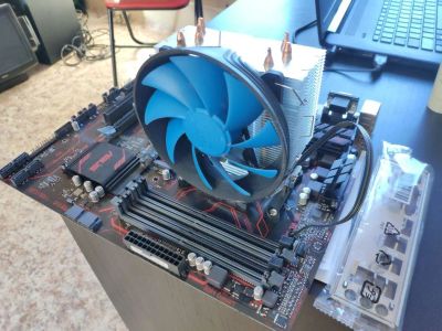 Лот: 12502053. Фото: 1. Ryzen 1700 + Asus Prime B350-Plus. Процессоры