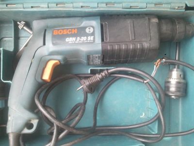 Лот: 5505871. Фото: 1. Перфоратор BOSCH GBH 2-20 SE... Электроинструмент