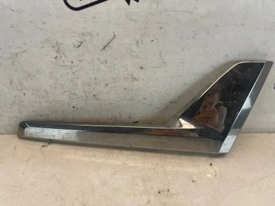 Лот: 23979556. Фото: 1. Накладка решетки радиатора Toyota... Двигатель и элементы двигателя