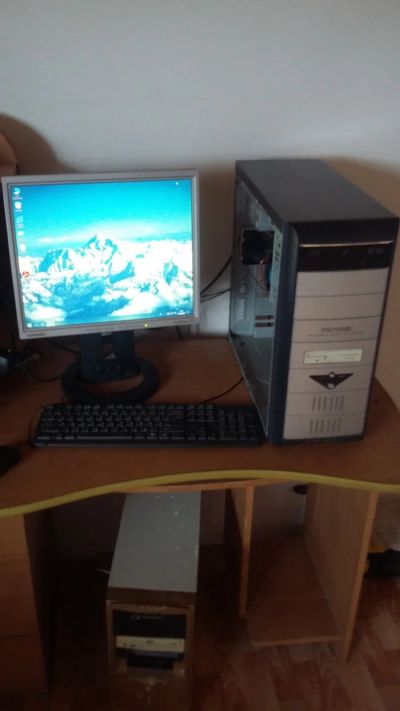 Лот: 16070819. Фото: 1. Компьютер в сборе Intel Celeron... Компьютеры в сборе