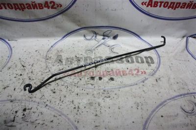 Лот: 21717728. Фото: 1. упор капота Ford Focus CB4. Кузов