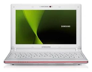 Лот: 5165281. Фото: 1. Компактный стильный нетбук Samsung... Ноутбуки