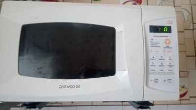 Лот: 19073174. Фото: 1. СВЧ печь Daewoo KQG-E71B. Микроволновки, мини-печи