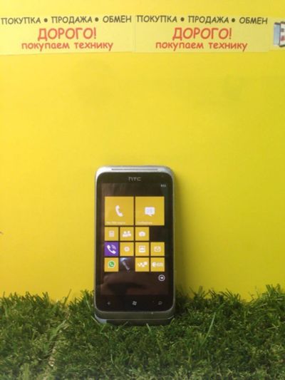 Лот: 9203937. Фото: 1. HTC Radar. Кнопочные мобильные телефоны