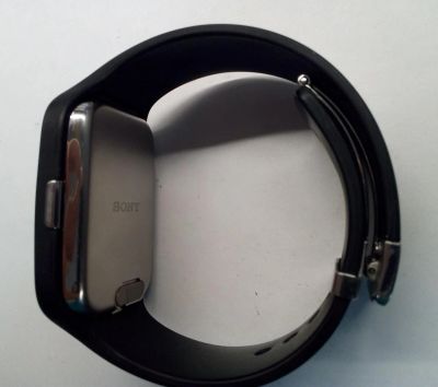 Лот: 8710710. Фото: 1. Умные часы Sony SmartWatch 3 SWR50. Смарт-часы, фитнес-браслеты, аксессуары