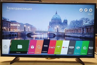 Лот: 21065284. Фото: 1. Телевизор lg 43uh610v. Телевизоры
