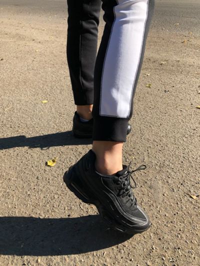 Лот: 12147310. Фото: 1. Кроссовки Nike. Кеды, кроссовки, слипоны