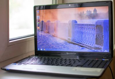 Лот: 4309382. Фото: 1. Ноутбук Packard Bell EasyNote... Ноутбуки