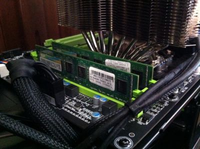 Лот: 4113211. Фото: 1. 16Gb Silicon Power SP008GBLTU133N02... Оперативная память