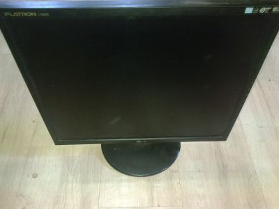 Лот: 11691468. Фото: 1. монитор LG L1952S. ЖК-мониторы