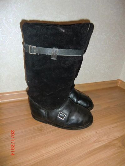 Лот: 3621743. Фото: 1. унты 42р. Угги, унты, валенки