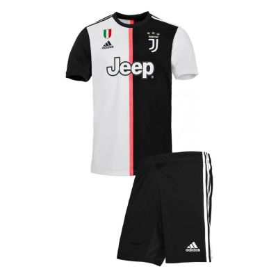 Лот: 15617932. Фото: 1. Футбольная форма Adidas FC Juventus... Форма