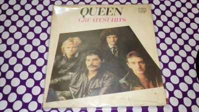 Лот: 25899926. Фото: 1. " Queen – Greatest Hits " большая... Аудиозаписи